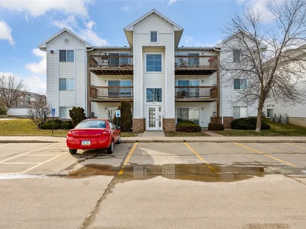 4517 1st Ave SW APT 3, Cedar Rapids, IA 52405