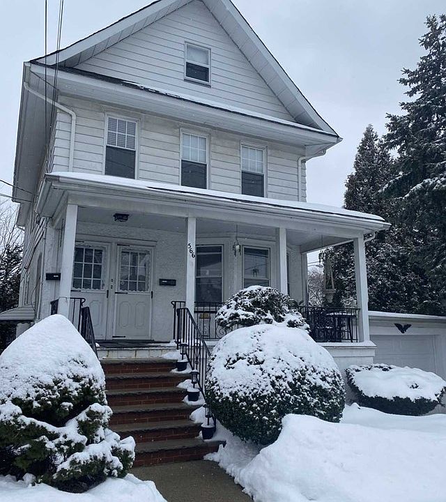 1st image of 566 Fern Ave Floor 2