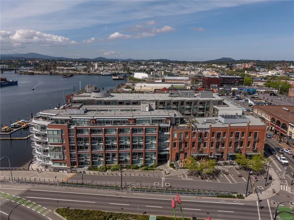 456 Pandora Ave #400, Victoria, BC V8W 0E3