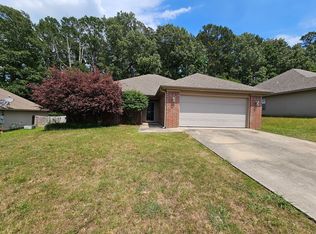 234 Autumnwood Dr, Benton, AR 72015
