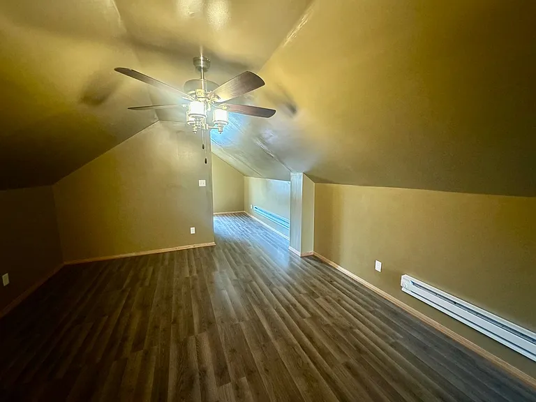 1303 Edgerton St — Photo 19