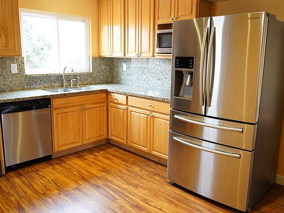 5th image of 3208 Tenley Dr