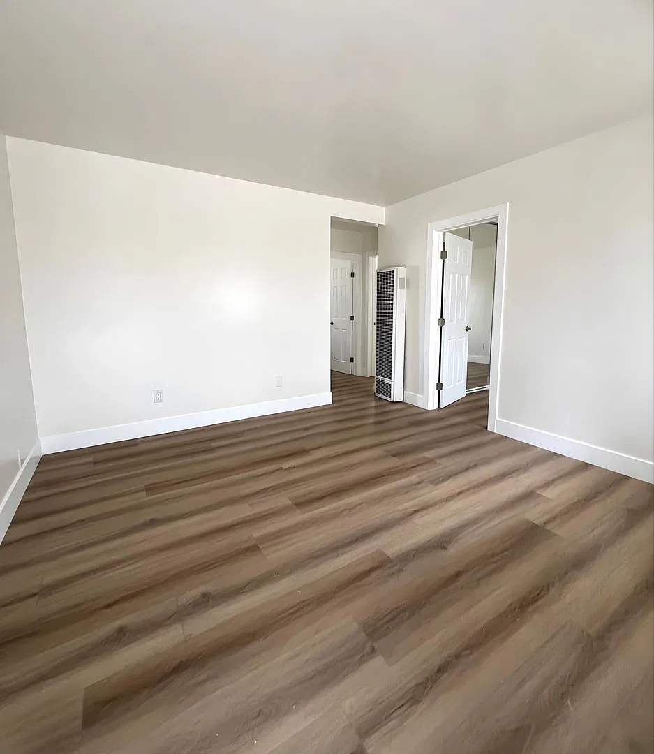 2 bed, 1.0 bath, $2,250 — Photo 3