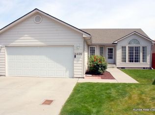 2405 S Arthur Ct, Kennewick, WA 99338