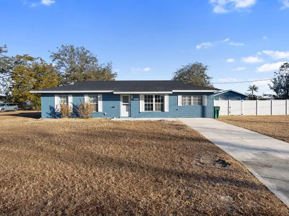 301 Magnolia Way, Lady Lake, FL 32159