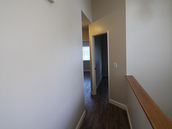 2nd image of 114 E Pearl St