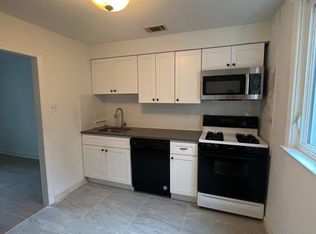 845 Delmont Dr, Wynnewood, PA 19096