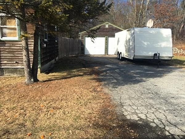 2nd image of 842 State Rd