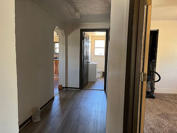 3rd image of 304 Wilson St