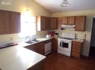 5151 S Belsay Rd, Grand Blanc, MI 48439