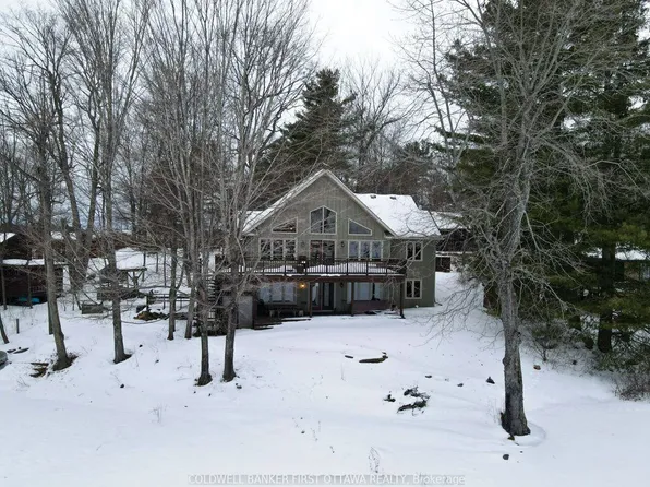 1374 Black Lake North Shr, Tay Valley, ON K7H 3C5