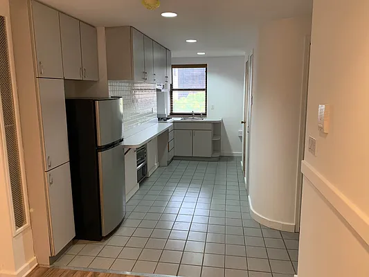 Rented by Jeffrey Atamanuk | media 11