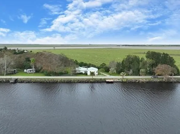 2600 Riverside Dr, Moore Haven, FL 33471