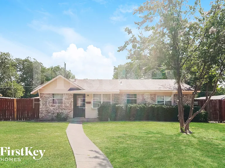 1600 Judy Dr — Photo 1