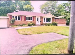 312 Cochrane St, Whitby, ON L1N5J3
