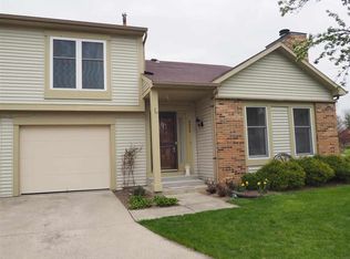 4932 Pinebrook Dr, Fort Wayne, IN 46804