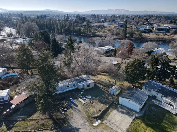 18506 E Mountain View Ave, Otis Orchards, WA 99027