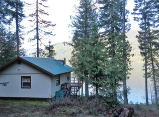 241 Kachess Ln, Easton, WA 98925