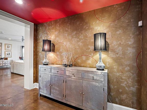 4th image of 145 Republic St #331
