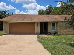 6704 Clubway Ln, Austin, TX 78745