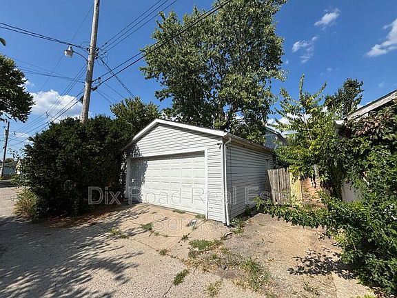5th image of 1219 Campbell Ave