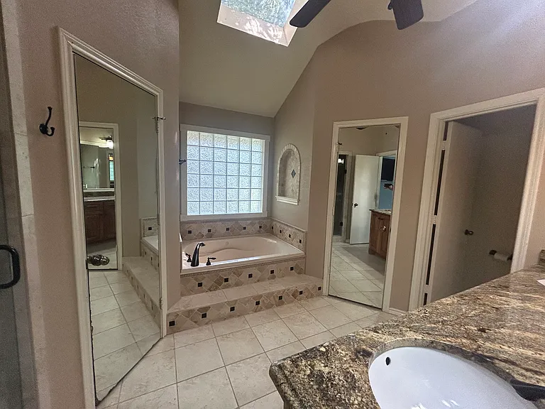 617 Arbor Ct — Photo 7