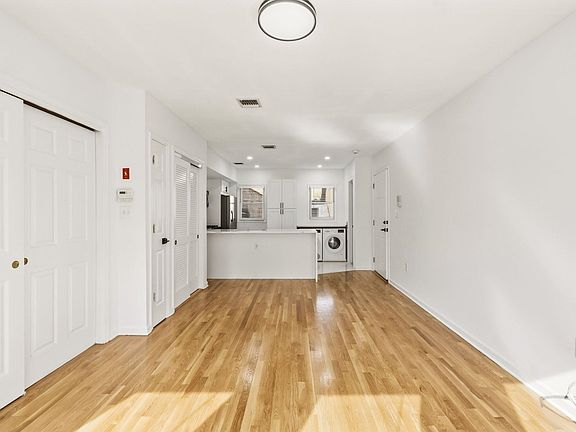 4th image of 312 Washington St Floor 1