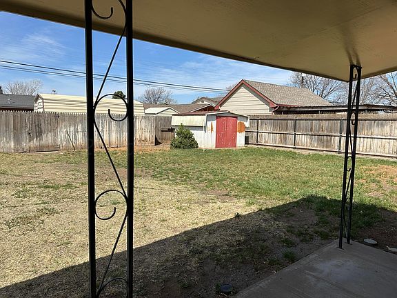 3rd image of 503 Belmont Dr