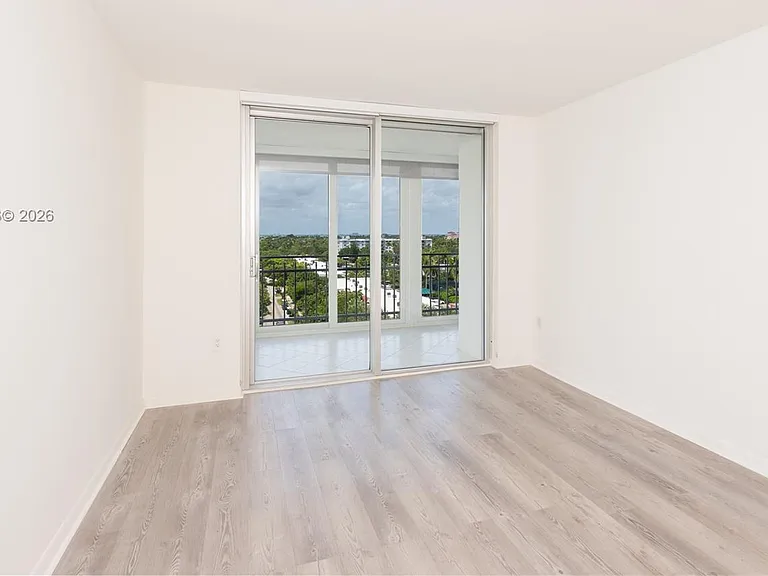 600 Grapetree Dr #8FS — Photo 19