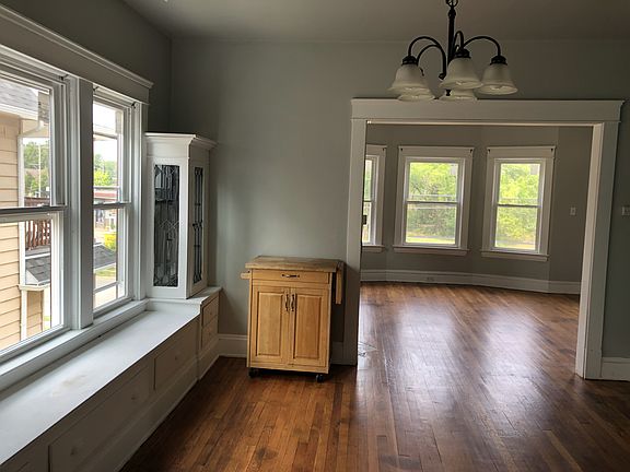 3rd image of 11316 Durant Ave #2