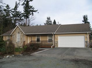 741 Commodore Ln, Camano Island, WA 98282