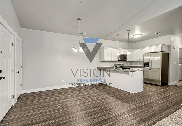 97 W Silver Springs Dr — Photo 6
