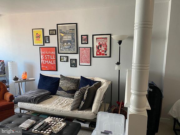 3rd image of 940 25th St NW #803