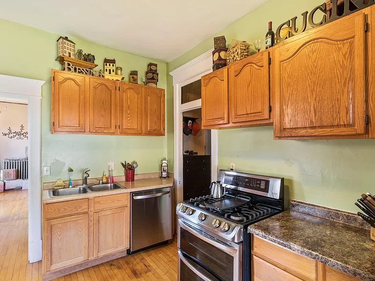 1061 Dayton Ave #L — Photo 6
