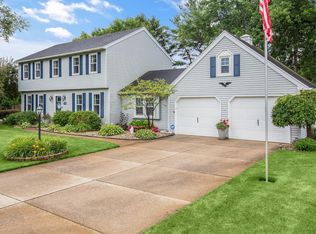 21916 Sandybrook Dr, South Bend, IN