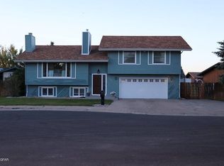 3213 Dove Ct, Great Falls, MT 59404