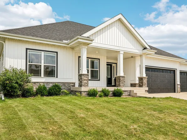822 Ronald Overlook, Waunakee, WI 53597
