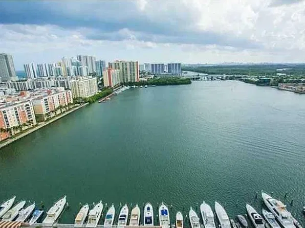 250 174th St APT 2101, Sunny Isles Beach, FL 33160