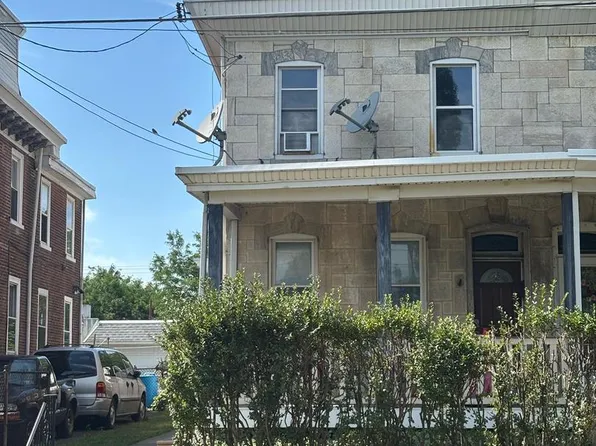 6740 Keystone St, Philadelphia, PA 19135