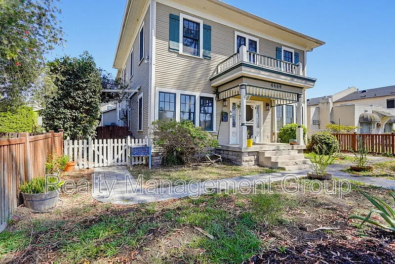 4469 Cleveland Ave — Photo 2