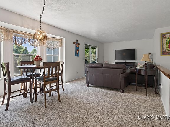 5th image of 3288 Cambridge St SE #9