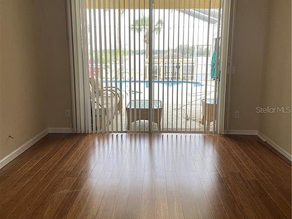 3rd image of 606 Viscaya Ave #4