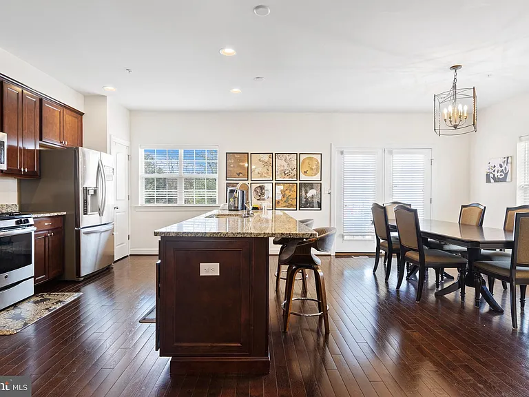 11 Skylar Cir — Photo 4