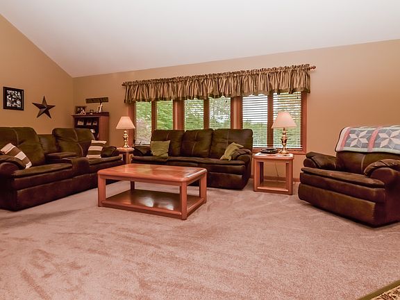 2nd image of 5 S Lawn Ave