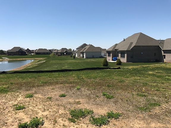 4th image of 1822 Calvert Farms Dr