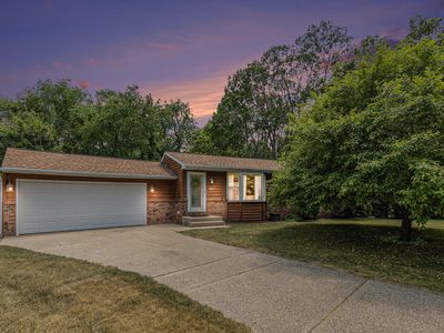 1864 Junewood Ct SE, Lowell, MI, 49331