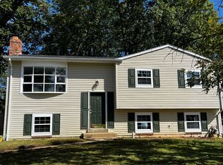 14371 Springbrook Ct, Woodbridge, VA 22193