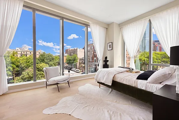 Bedroom, photo 1