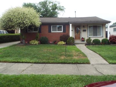 28001 Elba St, Saint Clair Shores, MI, 48081