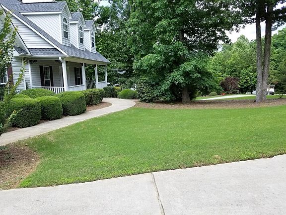 2nd image of 364 Valley Brook Cir W